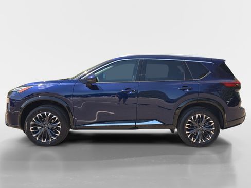 New 2026 Nissan Rogue Platinum AWD/4WD image 2