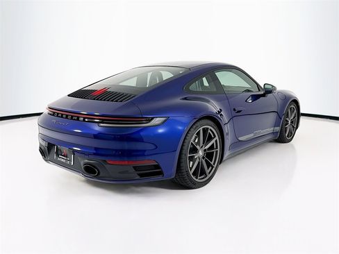 Used 2024 Porsche 911 Carrera T image 9