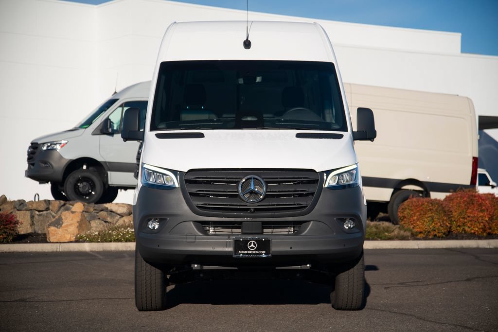 New 2026 Mercedes-Benz Sprinter 2500 image 2