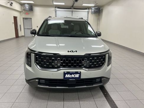 Used 2026 Kia Carnival SX Prestige FWD image 3