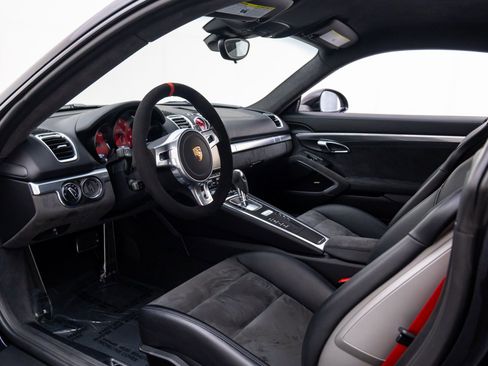 Certified 2015 Porsche Cayman GTS image 4