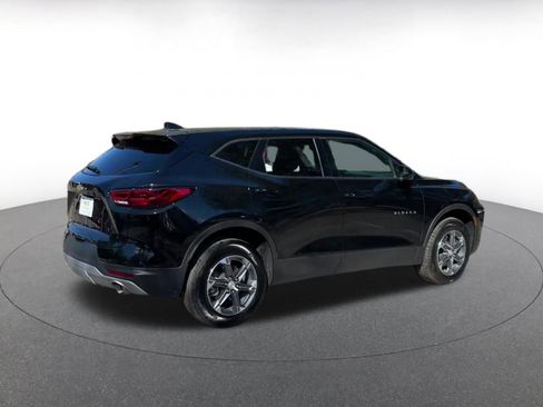 Used 2025 Chevrolet Blazer LT image 15