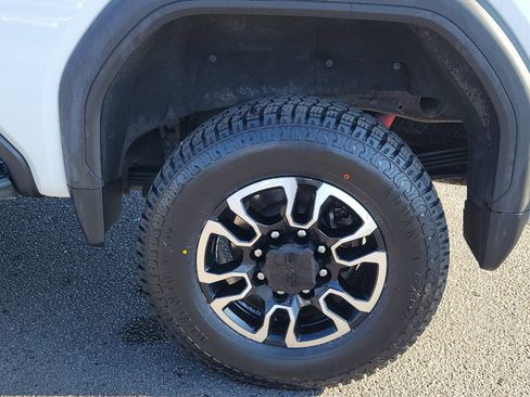 Used 2020 GMC Sierra 2500 SLT image 17