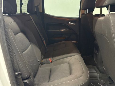 Used 2018 Chevrolet Colorado LT w/ LT Convenience Package RWD image 32