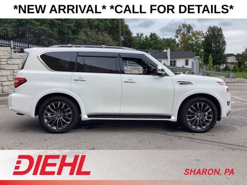 Used 2023 Nissan Armada Platinum w/ Captain's Chairs Package AWD/4WD image 8