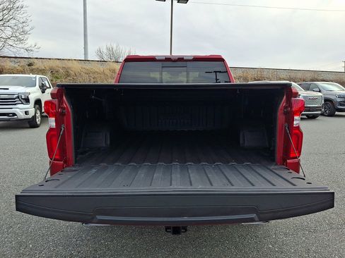 Used 2023 Chevrolet Silverado 1500 High Country w/ Technology Package image 29