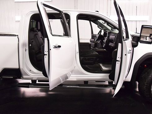 Used 2023 GMC Sierra 2500 Denali image 36