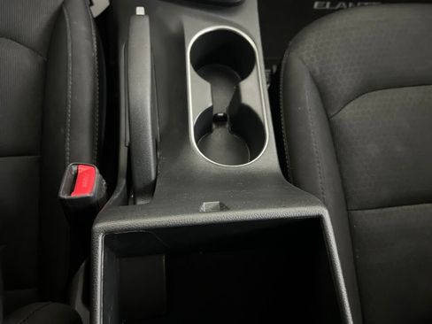 Used 2018 Hyundai Elantra Value Edition image 72