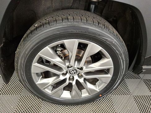 Certified 2023 Toyota RAV4 XLE Premium AWD/4WD image 19