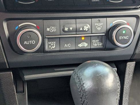 Used 2019 Acura ILX w/ Premium Package image 9