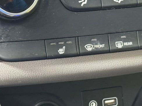 Used 2019 Hyundai Tucson Value FWD image 34