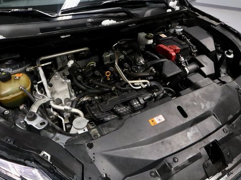 Used 2022 Mitsubishi Outlander SE image 16