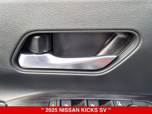 Certified 2025 Nissan Kicks SV AWD/4WD image 13