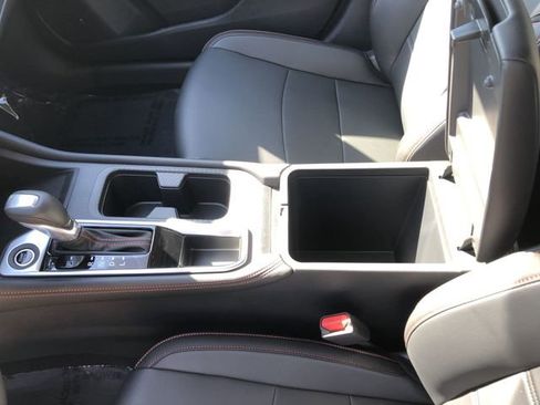 Certified 2025 Nissan Sentra SR w/ SR Premium Package image 23