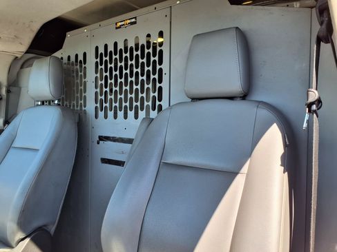 Used 2018 Ford Transit 150 130 Low Roof RWD image 10