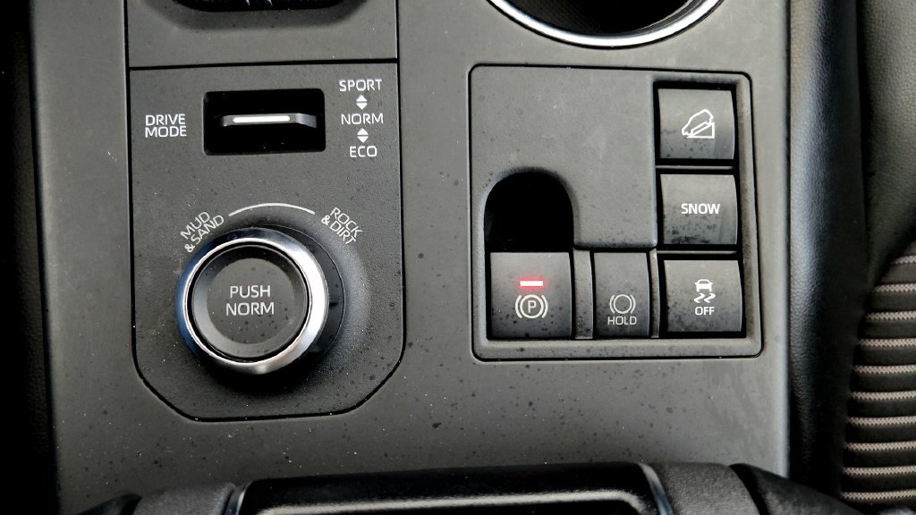 Used 2023 Toyota Highlander XSE AWD/4WD image 36