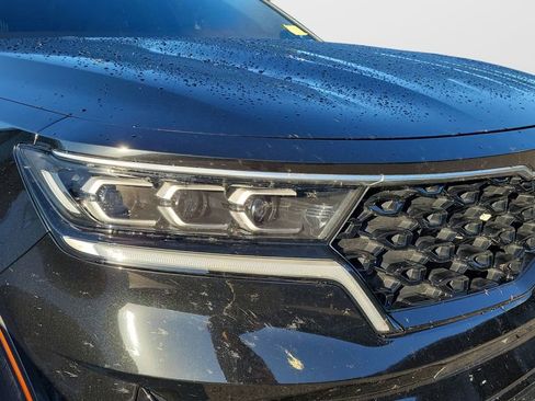 Used 2023 Kia Sorento SX Prestige w/ Panoramic Sunroof Package AWD/4WD image 8