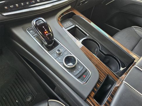 Used 2023 Cadillac Escalade ESV Premium Luxury image 28