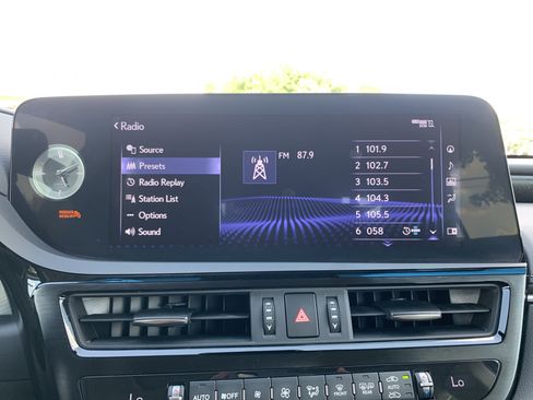 Used 2022 Lexus ES 350 w/ Premium Package FWD image 23