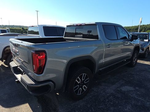 Used 2023 GMC Sierra 1500 AT4 w/ Technology Package AWD/4WD image 7