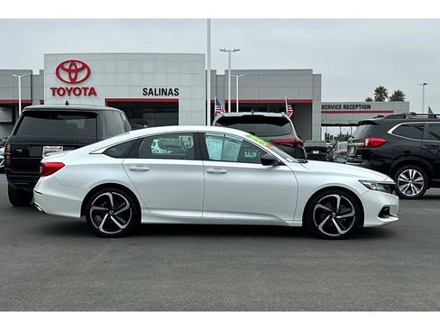 Used 2022 Honda Accord Sport image 3