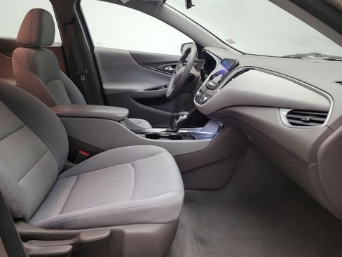 Used 2022 Chevrolet Malibu LT FWD image 21