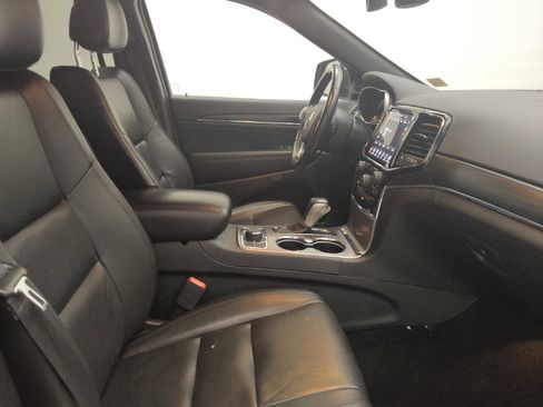 Used 2020 Jeep Grand Cherokee Limited AWD/4WD image 21