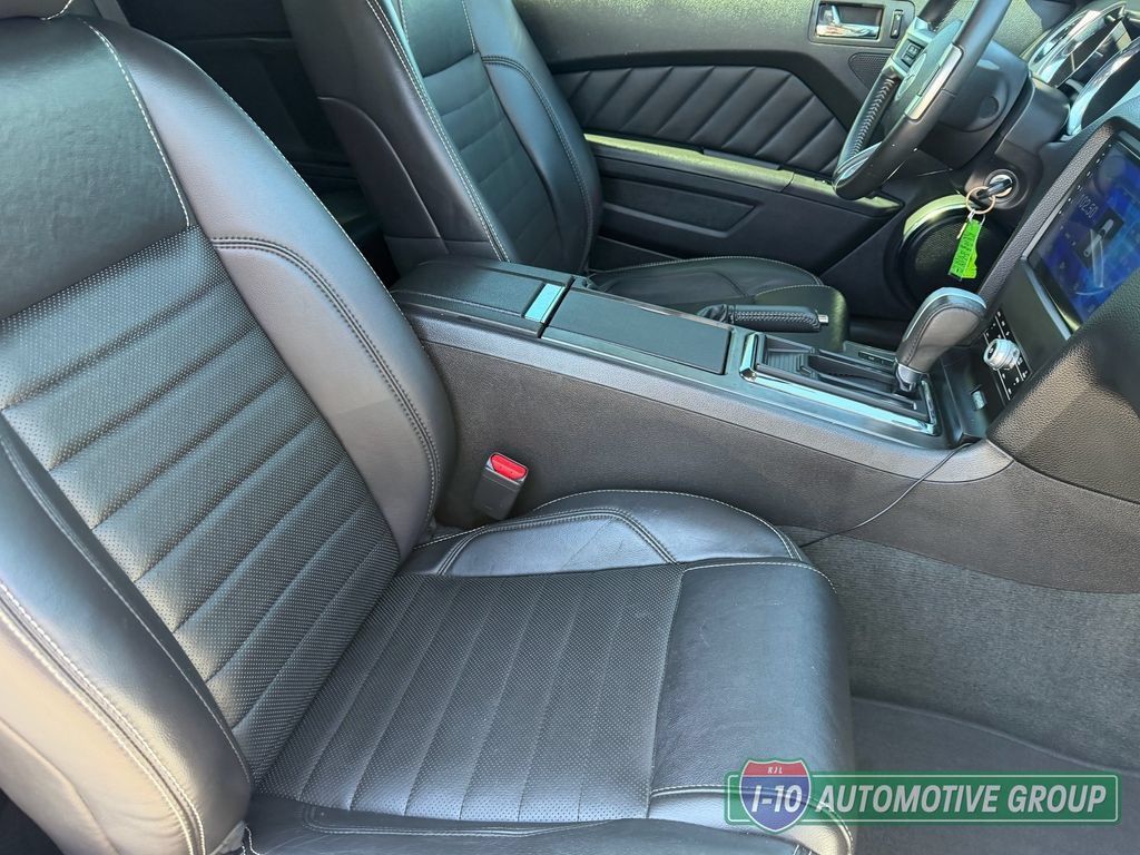 Used 2014 Ford Mustang GT Premium RWD image 13