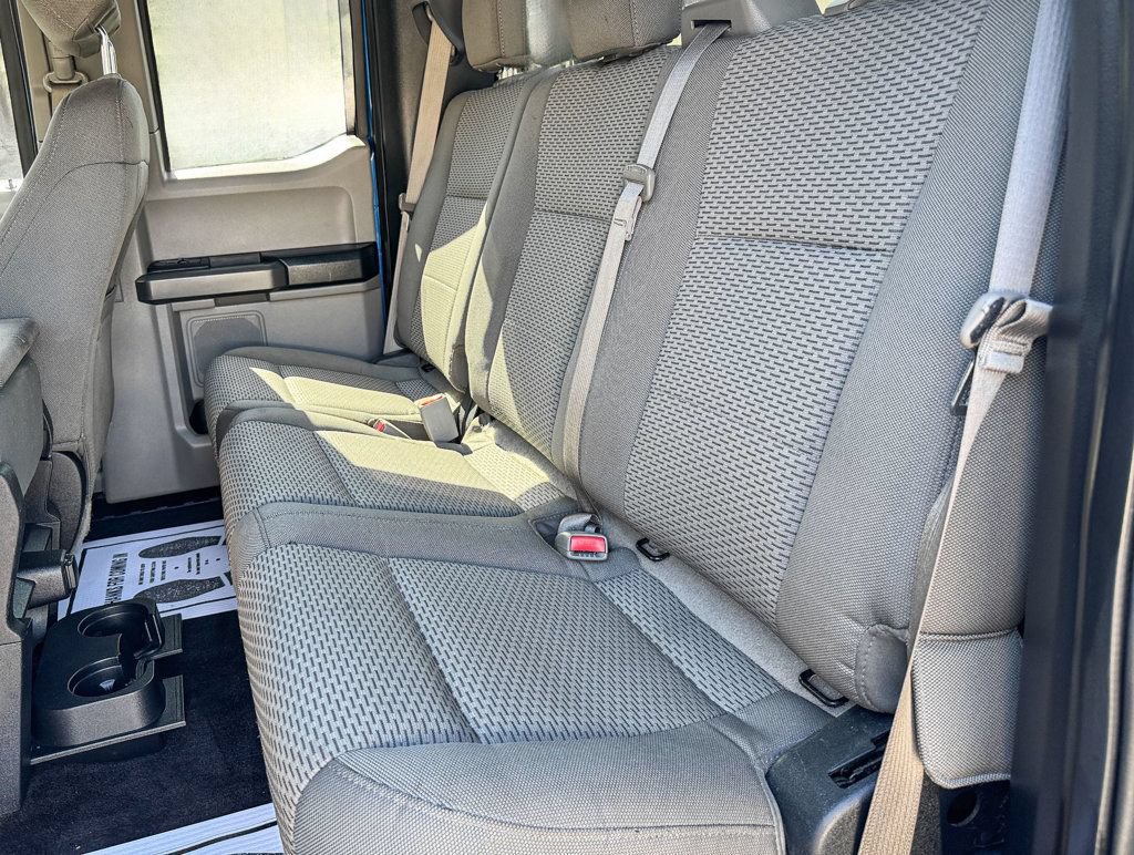 Used 2015 Ford F150 XLT AWD/4WD image 8