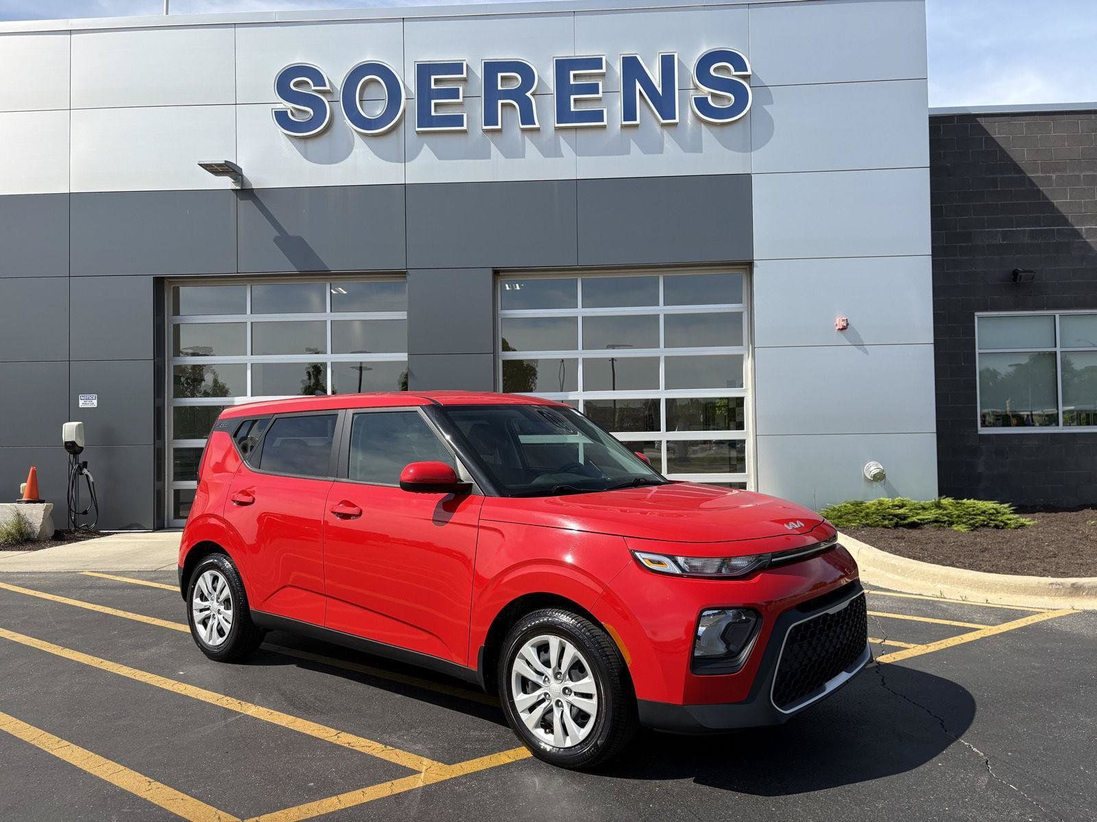 Used 2022 Kia Soul LX FWD image 1