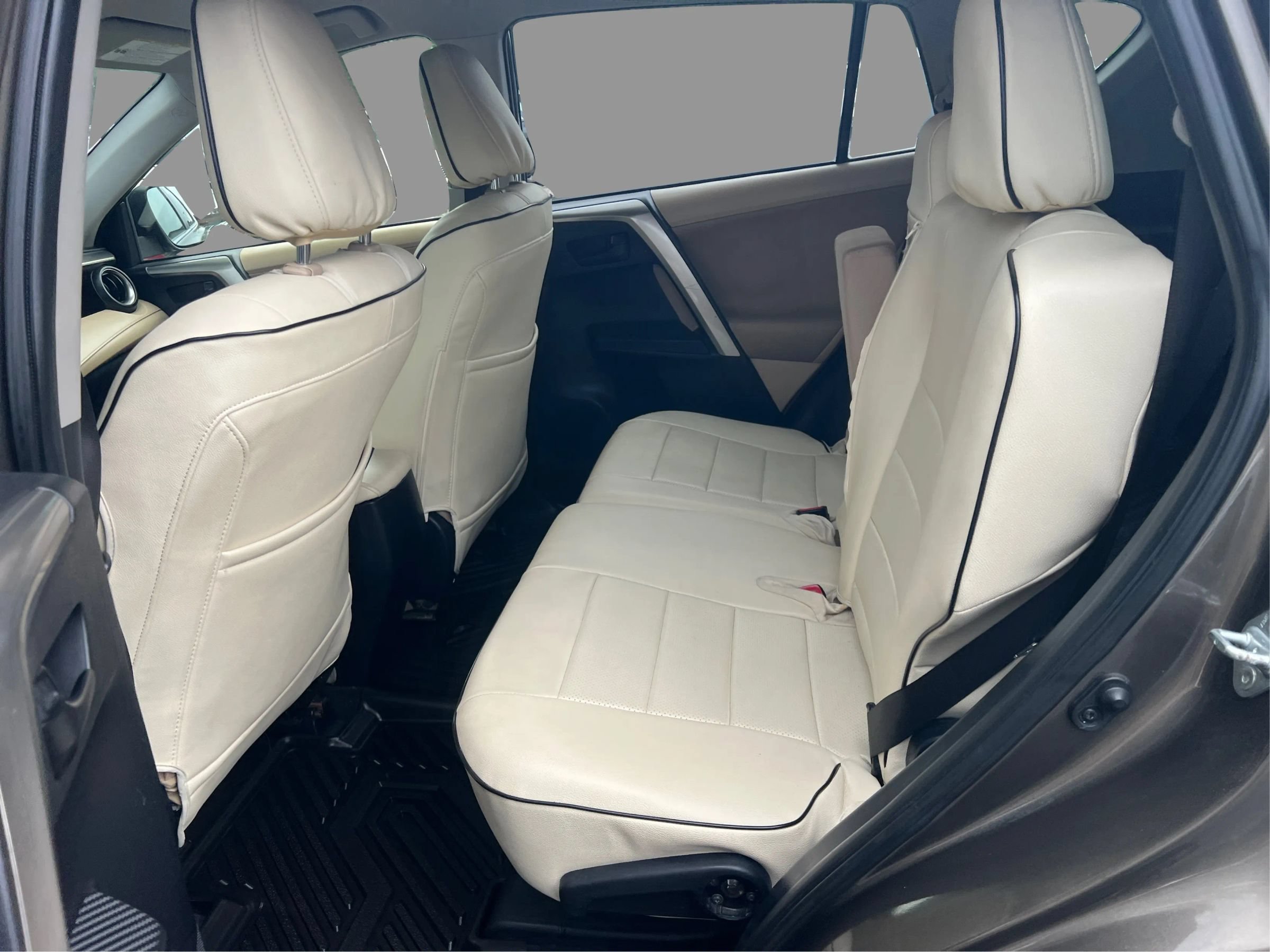 Used 2013 Toyota RAV4 LE AWD/4WD image 11