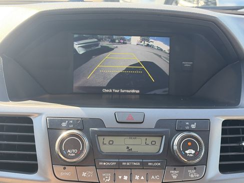 Used 2016 Honda Odyssey EX-L image 19