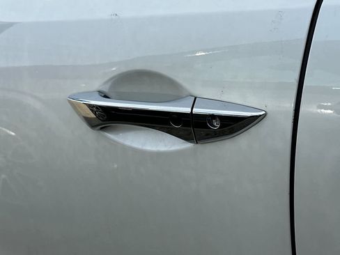 Used 2015 Acura MDX SH-AWD w/ Technology Package image 18