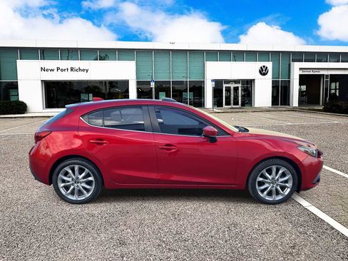 Used 2014 MAZDA MAZDA3 s Grand Touring image 9
