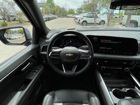 Used 2025 Chevrolet Tahoe LT image 10