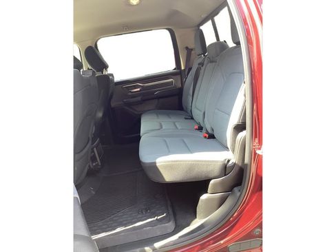 Used 2020 RAM 1500 Big Horn AWD/4WD image 11