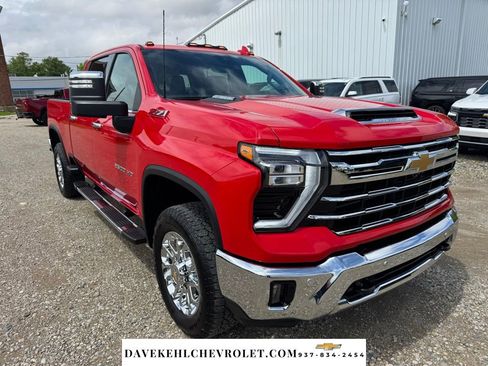 Used 2024 Chevrolet Silverado 2500 LTZ w/ LTZ Premium Package AWD/4WD image 7