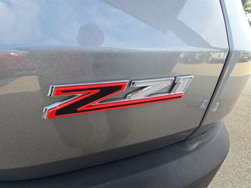 Used 2025 Chevrolet Traverse Z71 AWD/4WD image 31