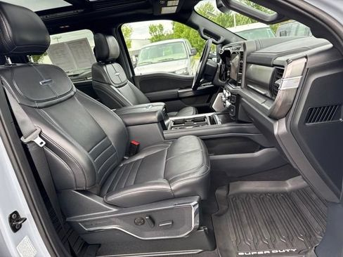 Used 2026 Ford F250 Platinum AWD/4WD image 31