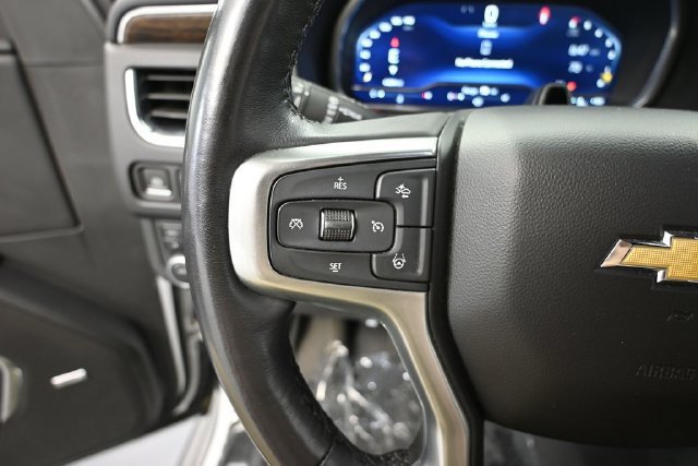 Used 2023 Chevrolet Tahoe Premier w/ Advanced Technology Package AWD/4WD image 22