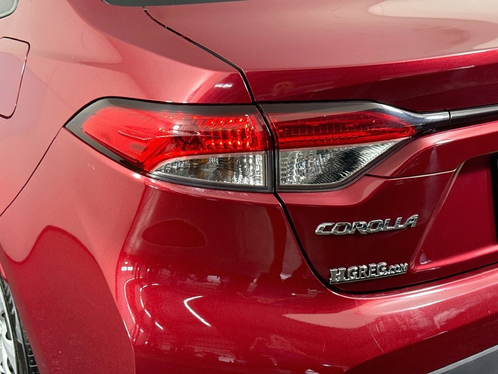 Used 2022 Toyota Corolla LE FWD image 34