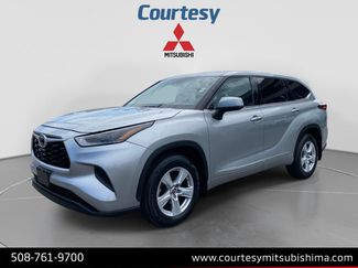 Used 2021 Toyota Highlander L AWD/4WD video 1