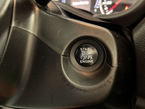 Used 2018 Jeep Renegade Sport w/ Power & Air Group AWD/4WD image 35