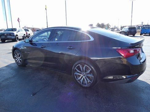Used 2017 Chevrolet Malibu LT w/ Sport Package image 7