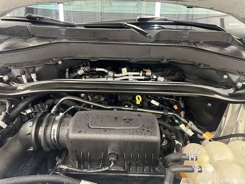 Used 2023 Ford Explorer Limited image 17