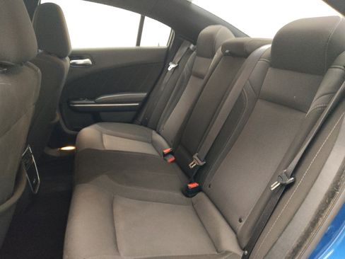 Used 2022 Dodge Charger SXT RWD image 18