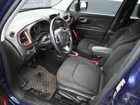 Used 2016 Jeep Renegade Trailhawk AWD/4WD image 21