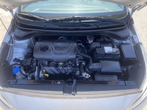 Used 2019 Hyundai Accent SE w/ Cargo Package FWD image 21