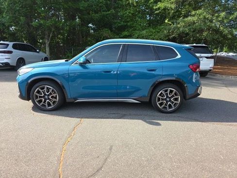 Certified 2025 BMW X1 xDrive28i w/ Technology Package image 17