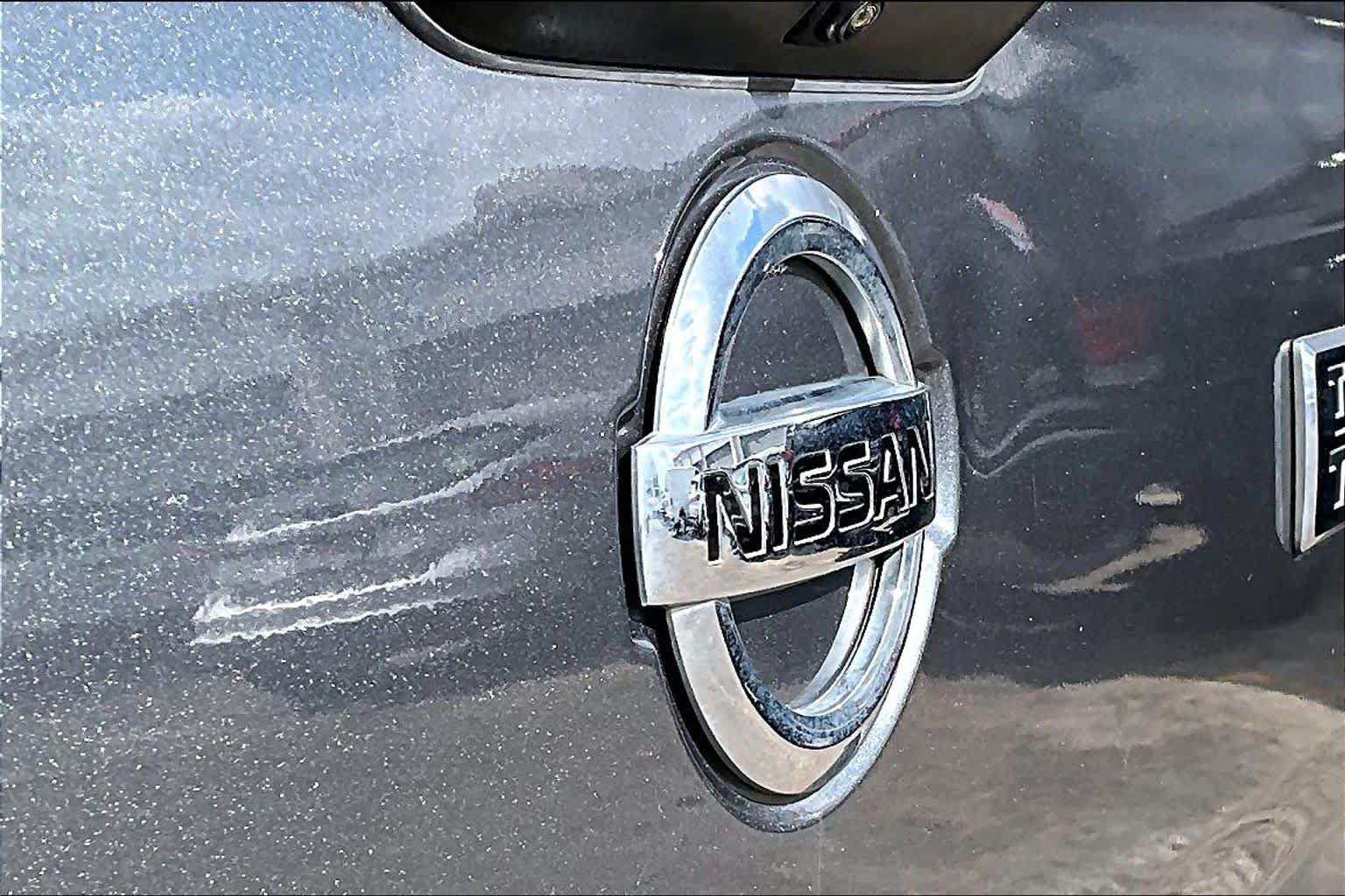 Used 2017 Nissan Titan SV RWD image 31